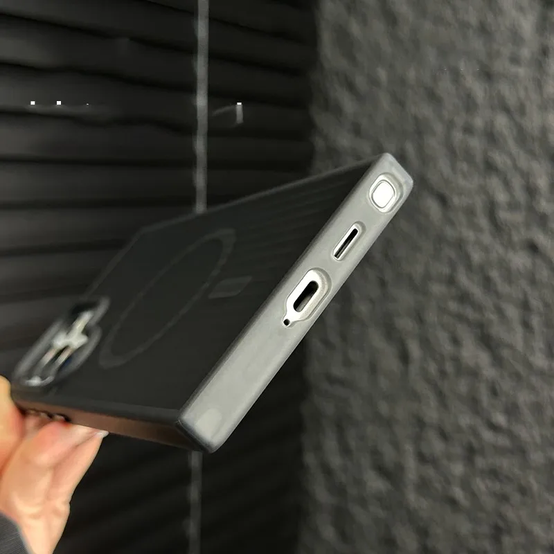 Luxury Matte Stripeโปร่งแสงสํา - Phone Cases Rimowa บทวิจารณ์และราคา